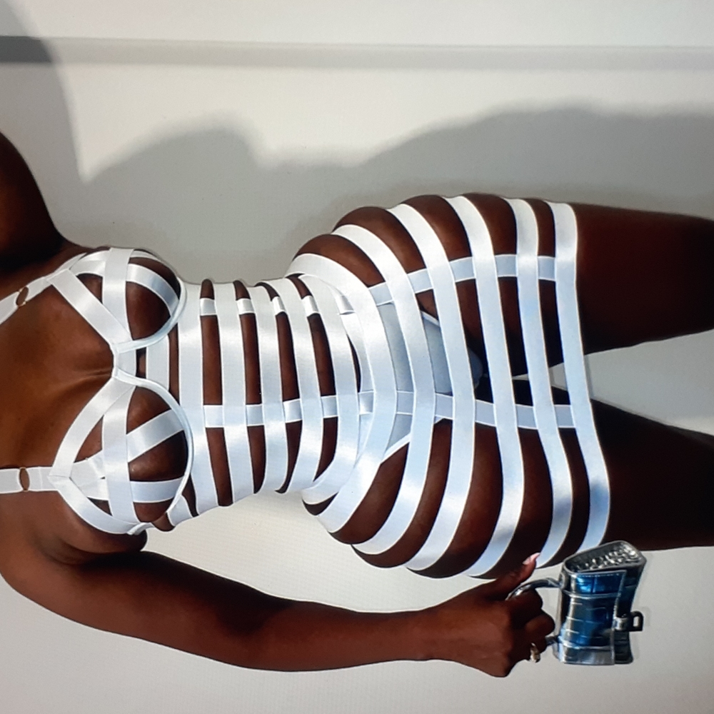White strappy bandage dress🤍🤍